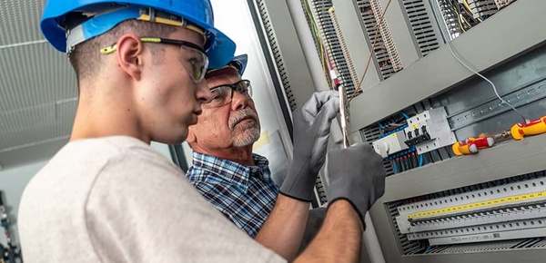 Elektrohelfer (m/w/d) bei Elektrotechnik Steinbrecher in Kölleda