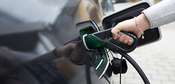 Elektro­mobilität bei Elektrotechnik Steinbrecher in Kölleda